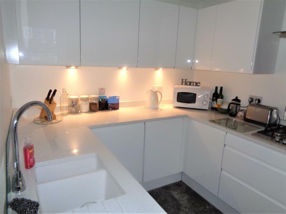 Heritage City - Central York Place Apt, Edinburgh